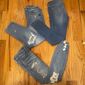 SOLD ❎🔴American Eagle Hollister Jean